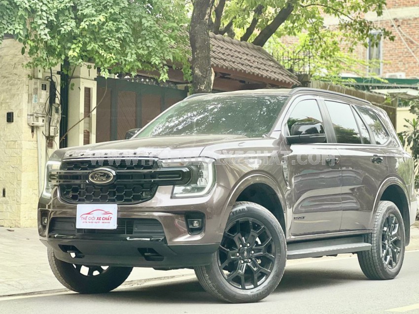 Ford Everest Sport 2.0L 4x2 AT 2023