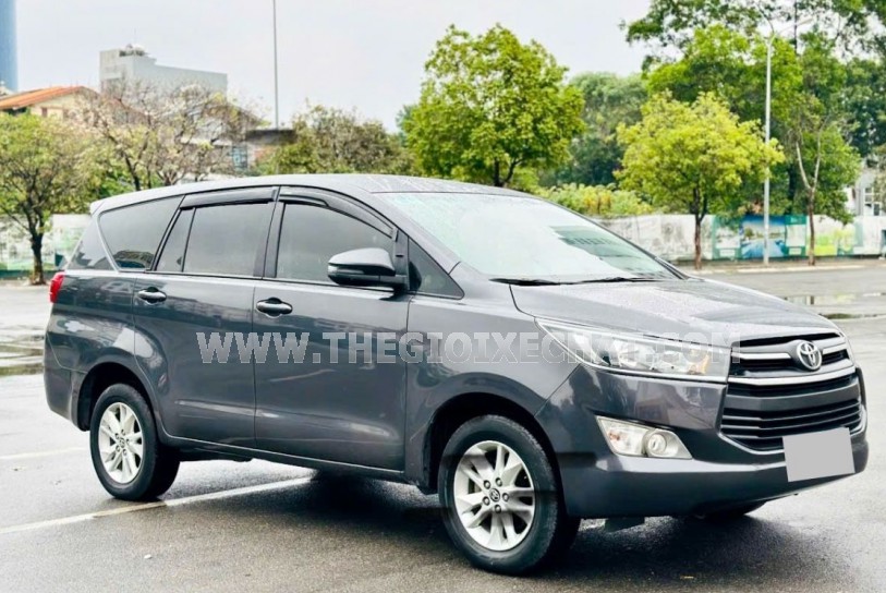 Toyota Innova 2.0E 2020