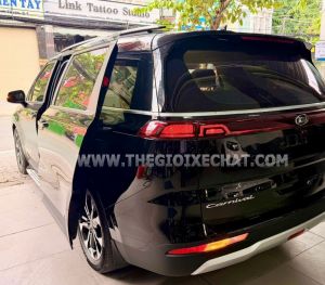 Xe Kia Carnival Luxury 2.2D 2022