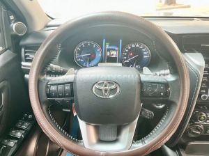 Xe Toyota Fortuner 2.7V 4x4 AT 2021