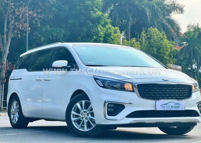Kia Sedona 2.2 DAT Luxury 2021