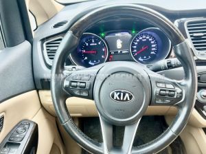 Xe Kia Sedona 2.2 DAT Luxury 2021