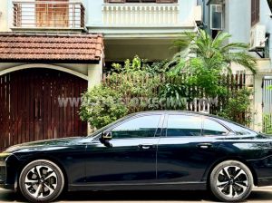 Xe VinFast Lux A 2.0 Base 2.0 AT 2021