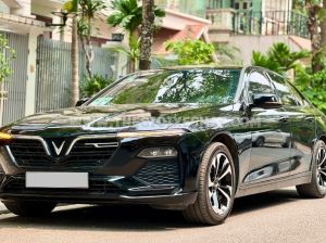 Xe VinFast Lux A 2.0 Base 2.0 AT 2021