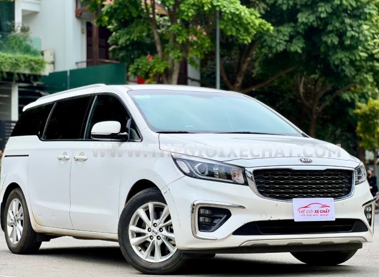 Kia Sedona 2.2 DAT Deluxe 2021