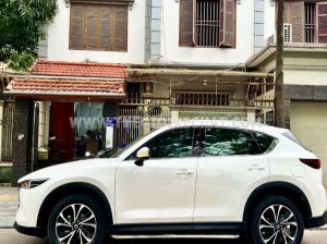 Xe Mazda CX5 Premium 2.0 AT 2024
