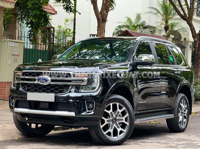 Ford Everest Titanium 2.0L 4x2 AT 2024