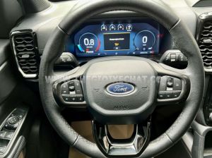Xe Ford Everest Titanium 2.0L 4x2 AT 2024
