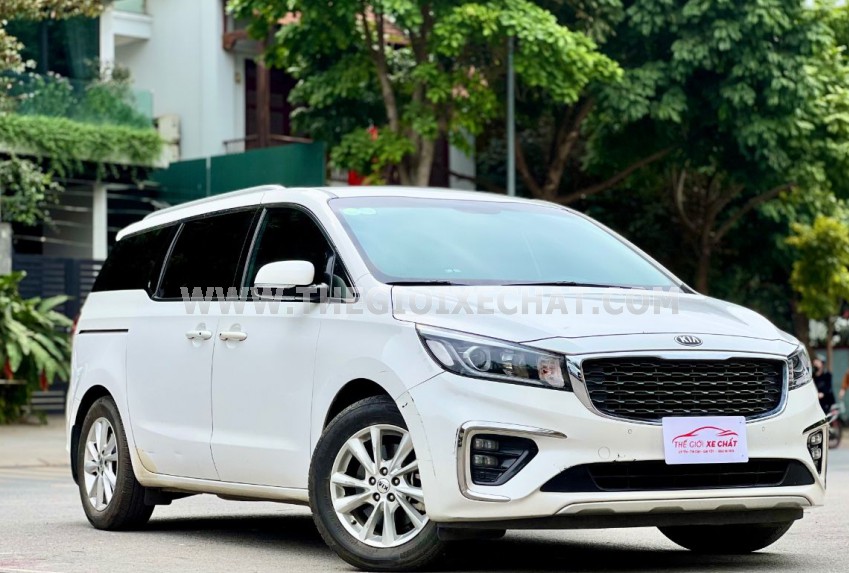 Kia Sedona 2.2 DAT Deluxe 2021