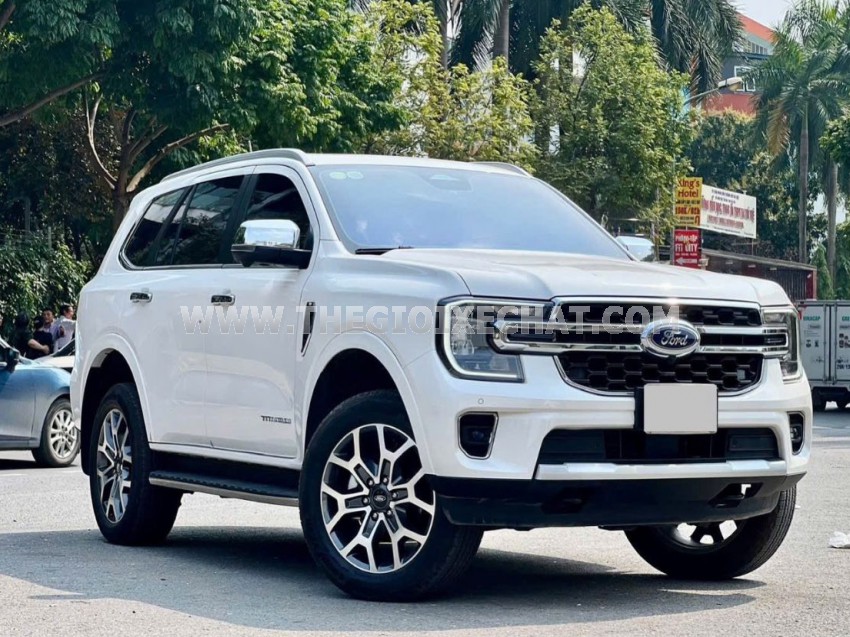 Ford Everest Titanium 2.0L 4x2 AT 2023