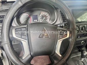 Xe Mitsubishi Triton 4x2 AT 2023